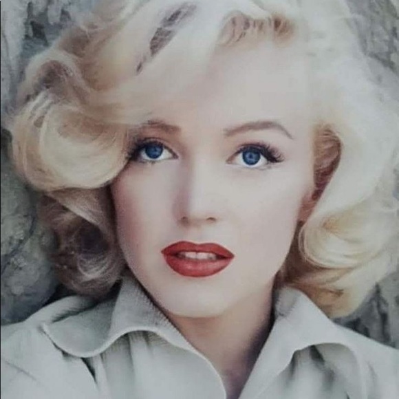 Marilyn game is on hold while I recover 💋 - Picture 12 of 14